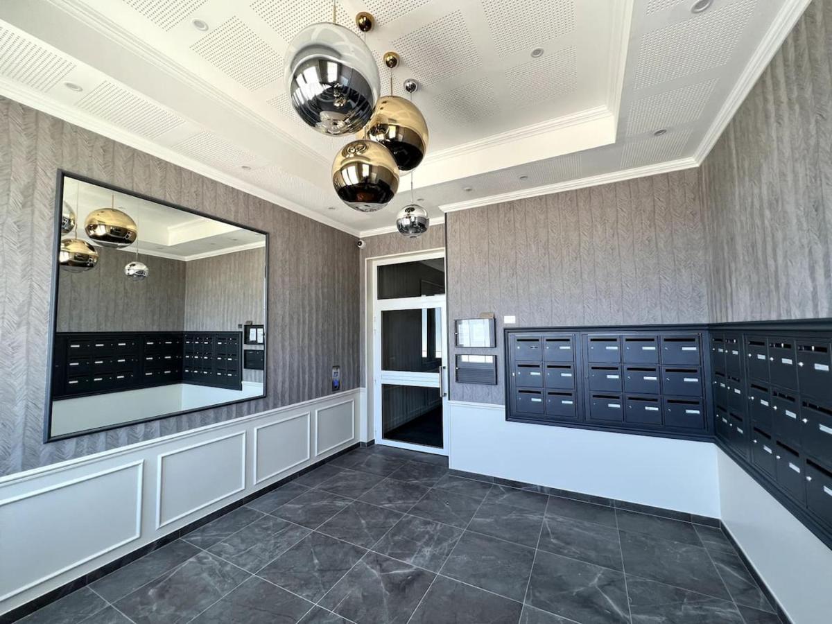 Disneyland Minimalist Lifestyle - 5 Pax Apartment Serris Exterior photo